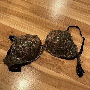 Like new Victoria’s Secret bra